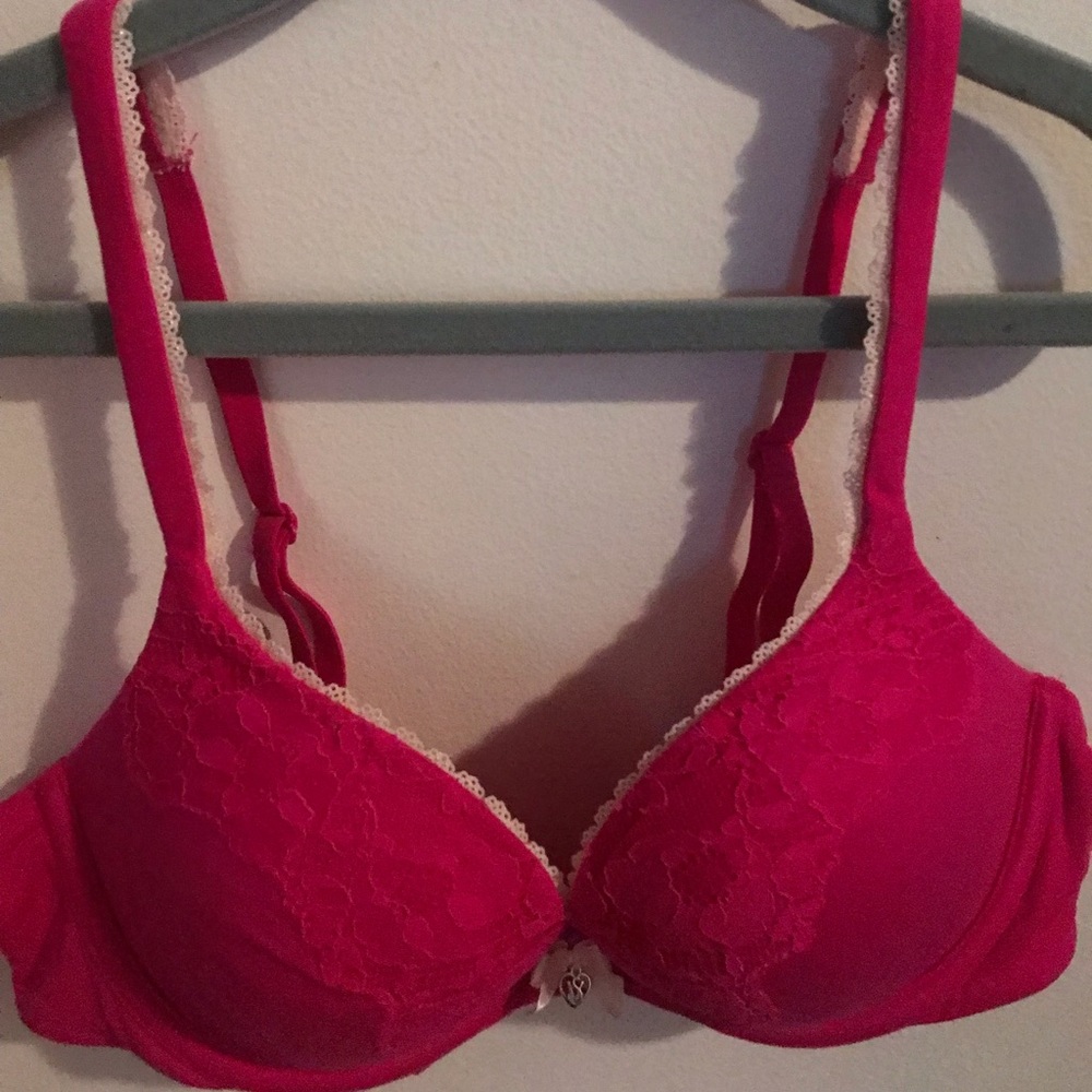 Victoria Secret Body by Victoria Push Up 34B